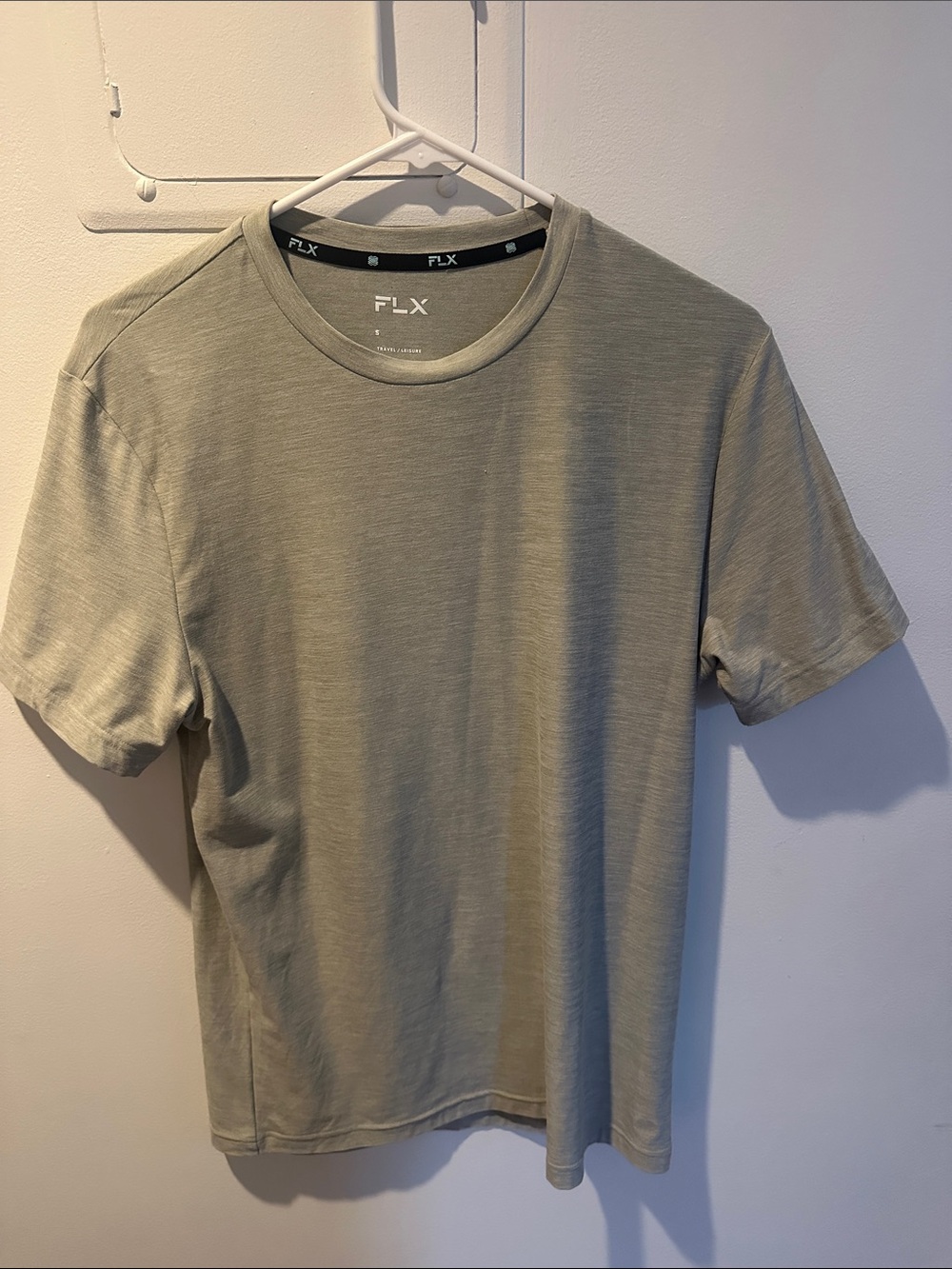 Men's Crew Neck Short Sleeve T-Shirt in tan
